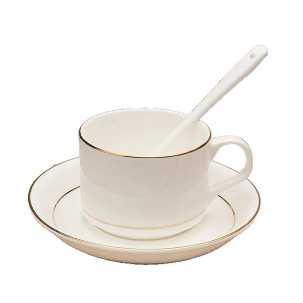 Ceramic coffee mugs for hotel breakfast and hospitality use