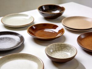 ceramic glaze types comparison on tableware