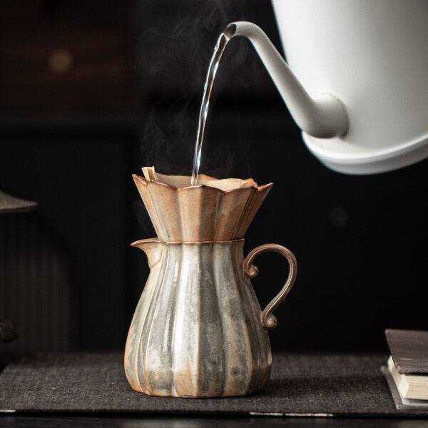 handmade-ceramic-pour-over-coffee-dripper Handmade ceramic pour over coffee dripper for specialty coffee brewing