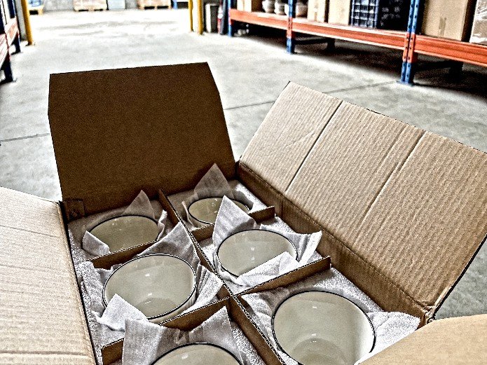 ceramic tableware export packaging with protective foam inside corrugated carton for university dining orders