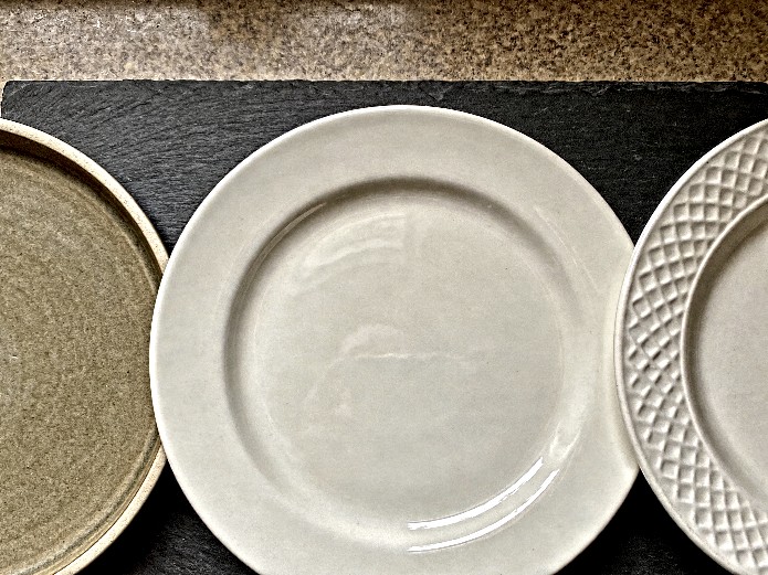 vitrified stoneware high-alumina porcelain and ironstone plates compared side by side for food court sourcing