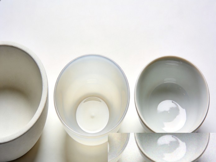 commercial soup bowl material comparison showing stoneware porcelain and bone china side by side