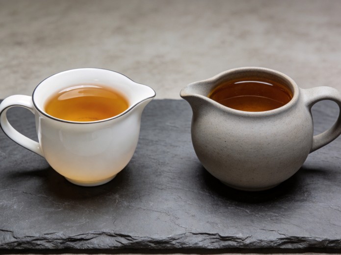 porcelain and stoneware teapots side by side for ceramic tea sets for restaurants sourcing comparison