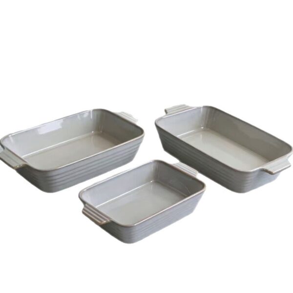 Deep rectangular stoneware baking dish