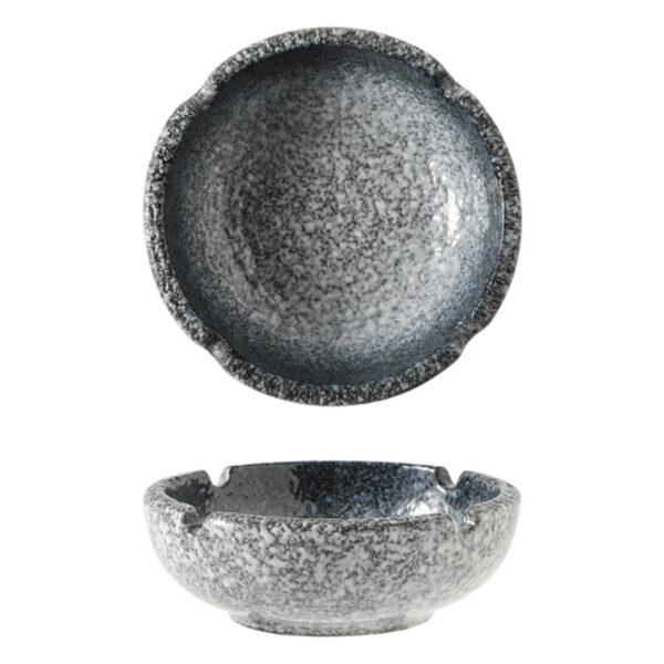Ceramic cigarette ashtray