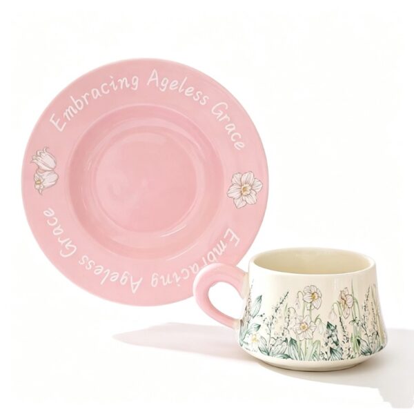 Custom decorated ceramic cup and saucer for cafés and coffee brands