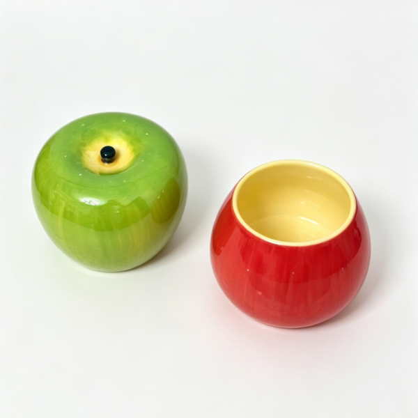 Apple shaped ceramic coffee cup with ceramic handle