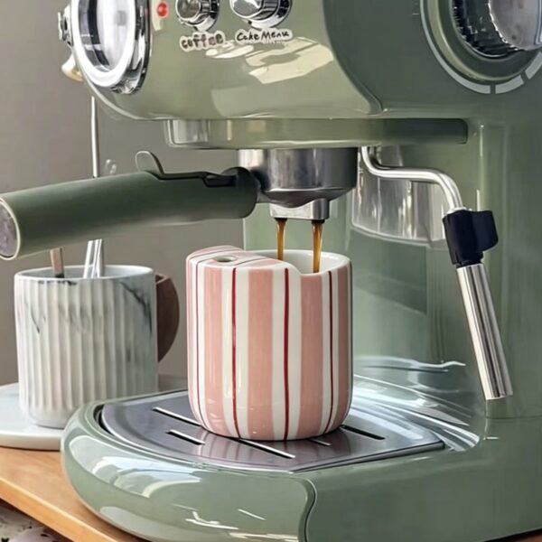 Wholesale ceramic straw cup for coffee shops and retailers
